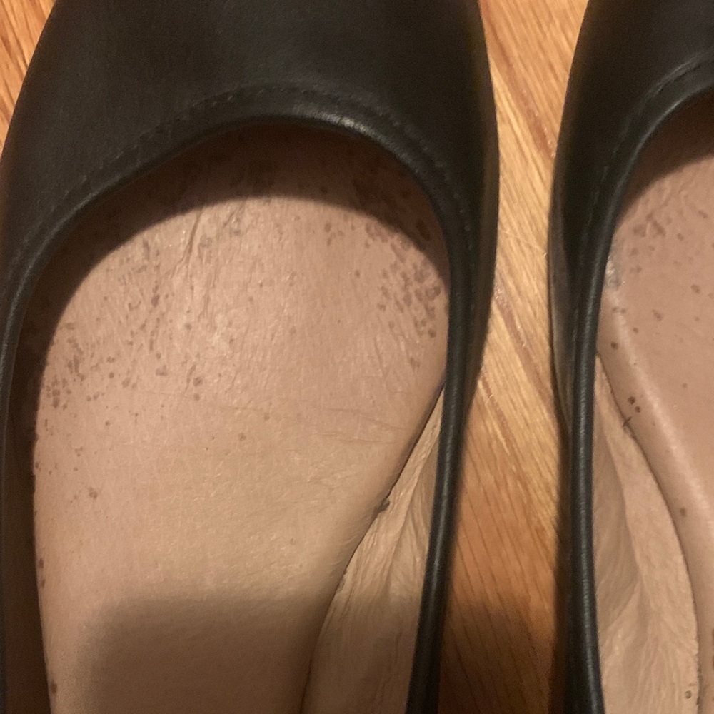 Lucky Brand Black Leather Flats - Picture 6 of 6